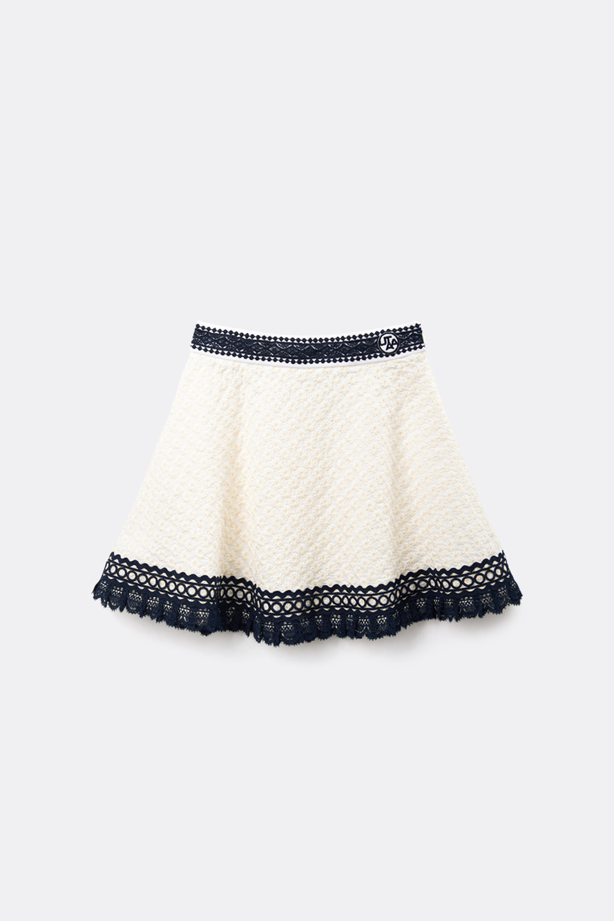 Chân váy xòe ren hoa Utah Bellis — UTAA Skirt