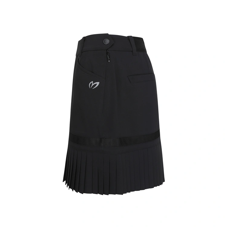 Váy golf nữ chữ Master Bunny xếp li màu đen — ảnh 3