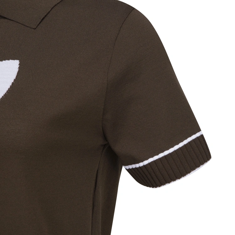 Áo knit golf nữ cổ bẻ tay ngắn phối viền trắng màu nâu — ảnh 4