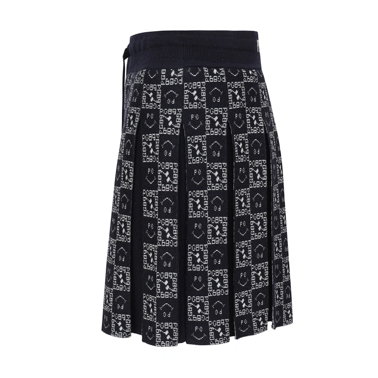 Chân váy xếp ly phối họa tiết logo màu xanh navy — ảnh 3