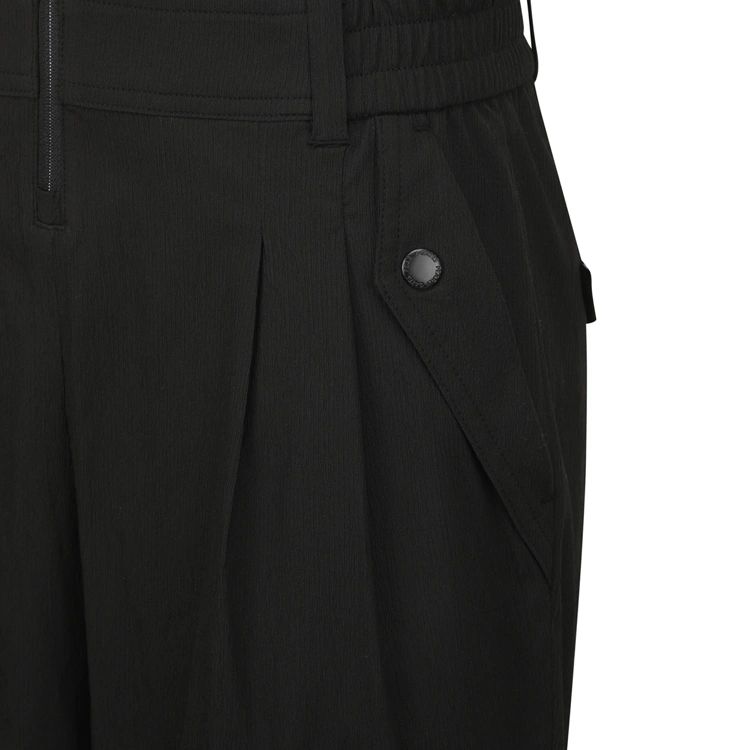 Jumpsuit golf nữ không tay màu đen có mũ — ảnh 4