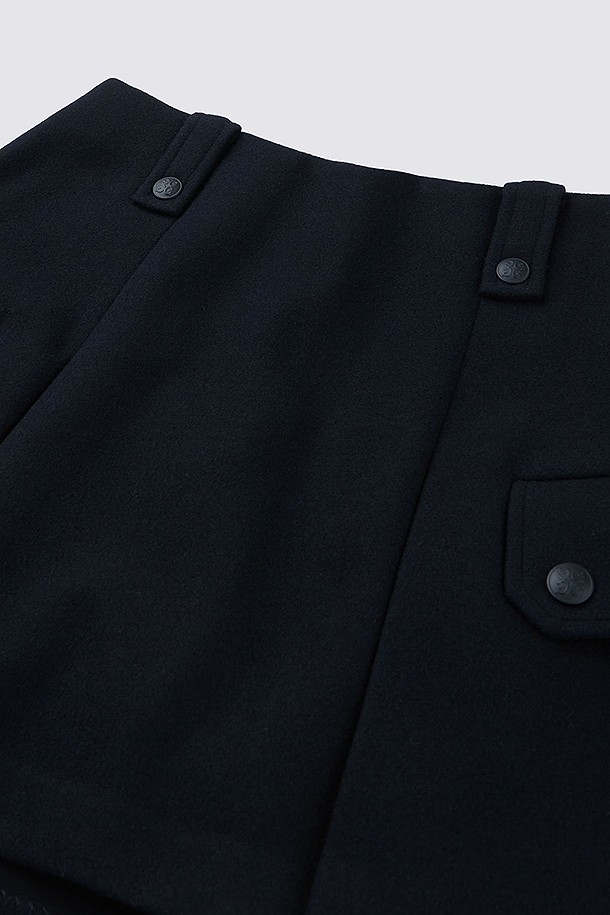 Chân váy golf nữ dáng xòe túi hộp màu xanh navy — ảnh 3