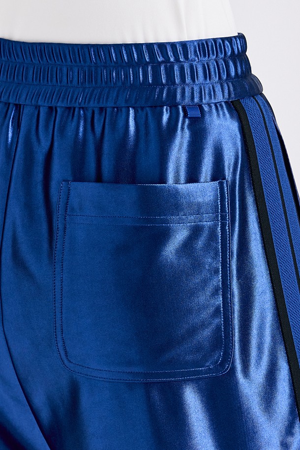 Quần short golf nữ dáng suông màu xanh dương — ảnh 6