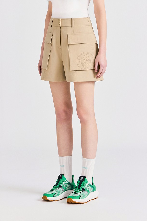 Quần short golf nữ túi hộp màu be — ảnh 3
