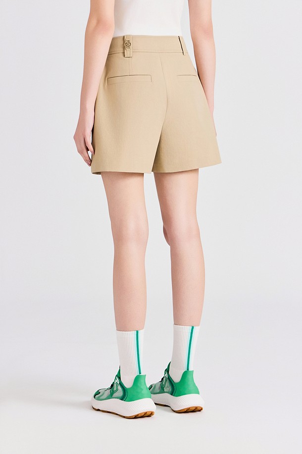Quần short golf nữ túi hộp màu be — ảnh 4