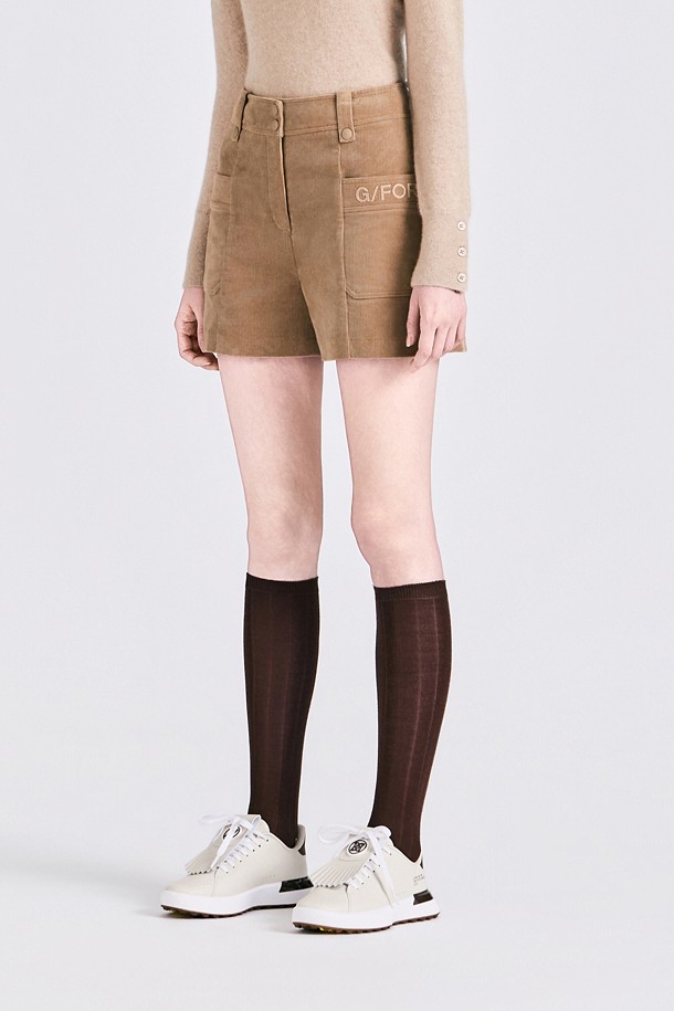Quần short golf nữ dáng suông màu be — ảnh 3