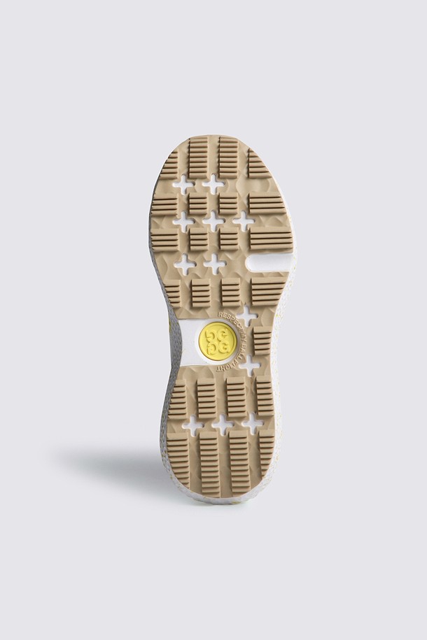Giày golf nữ phối vàng trắng đế textured — ảnh 6