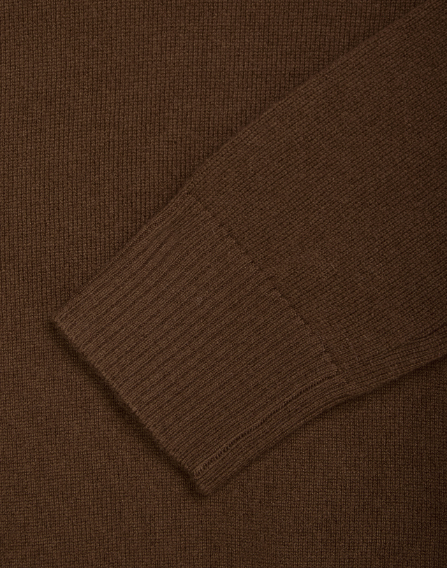 Áo knit golf nữ dáng ôm phối viền trắng màu nâu sepia — ảnh 5