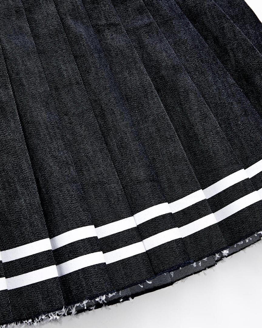 Váy golf nữ xếp ly phối viền trắng màu indigo — ảnh 5