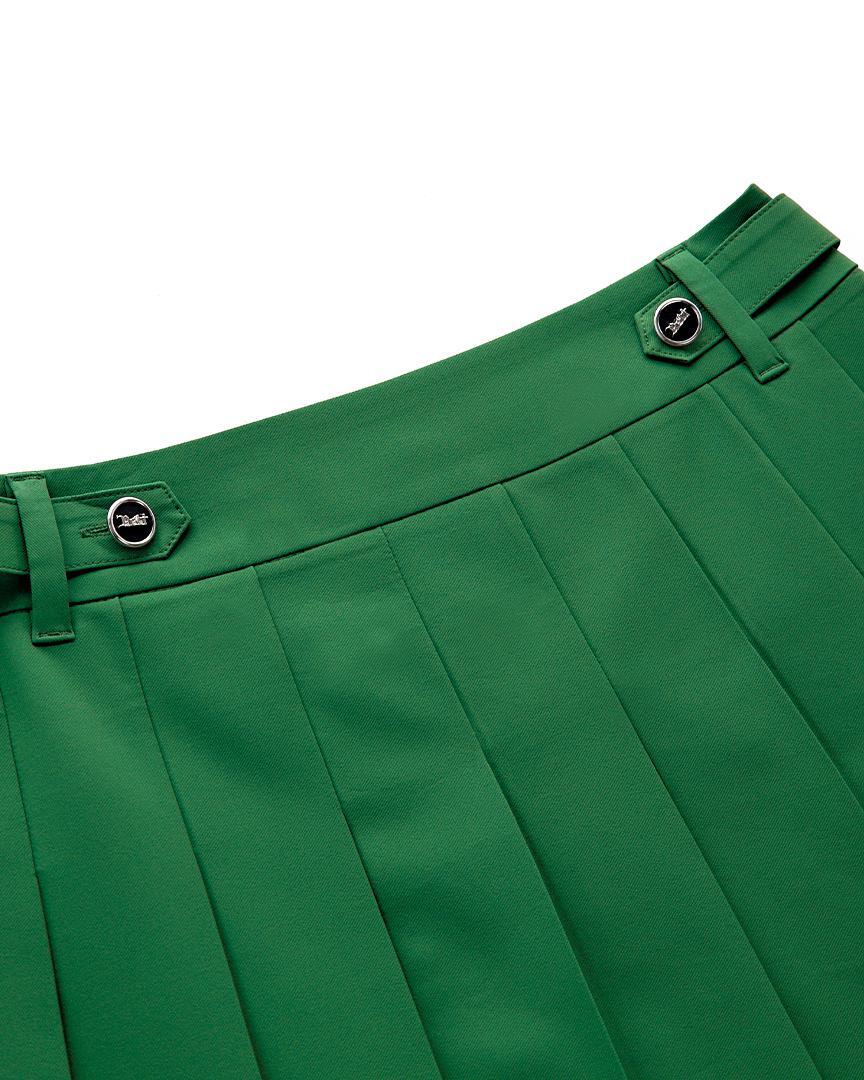 Chân váy golf nữ xếp ly phối chữ đen màu xanh lá — ảnh 3