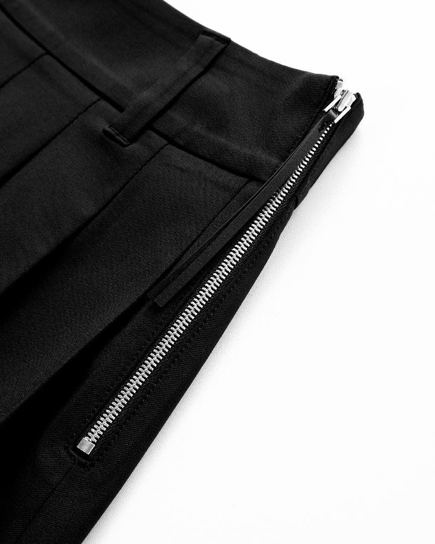 Váy golf nữ xếp ly chữ Pelt màu đen — ảnh 3