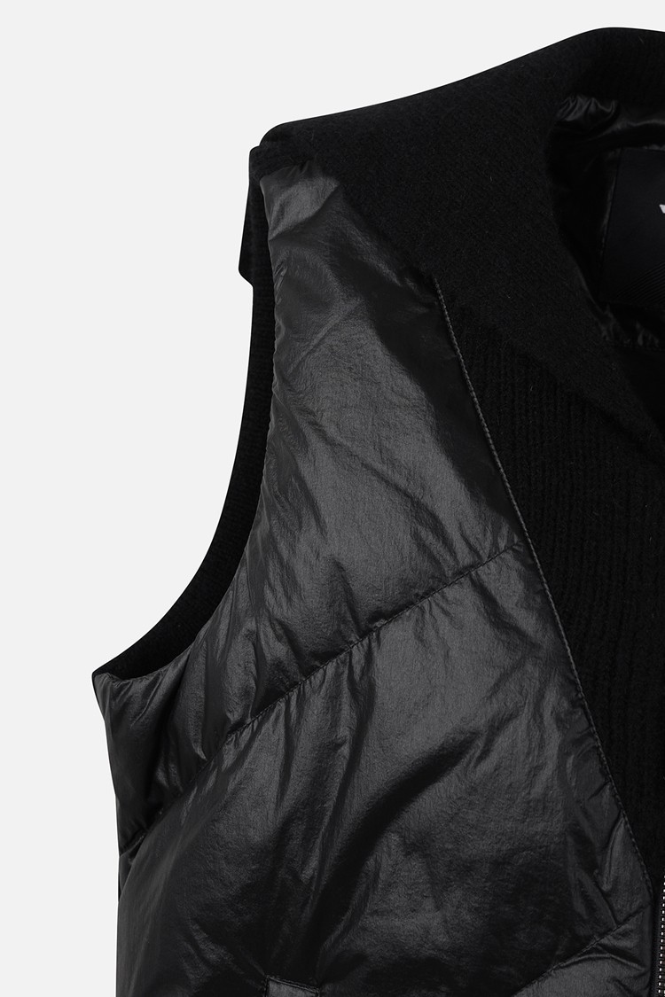 Áo vest golf nữ dáng không tay màu đen — ảnh 4
