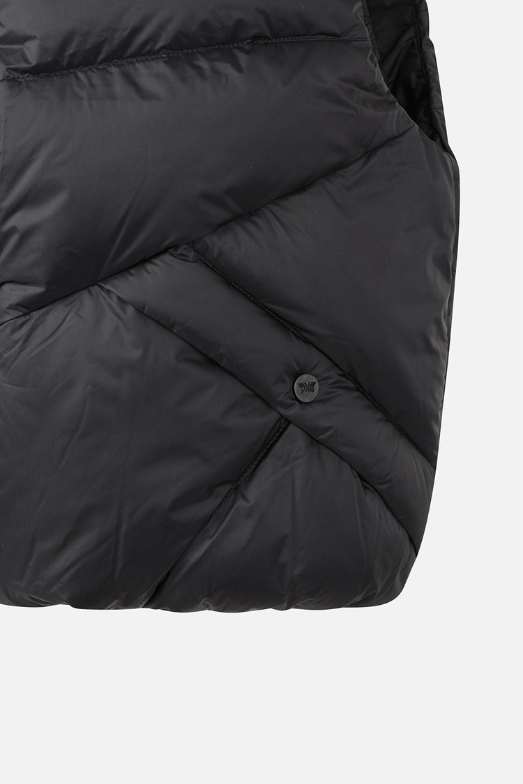 Áo vest golf nữ dáng phao cổ lông màu đen — ảnh 6