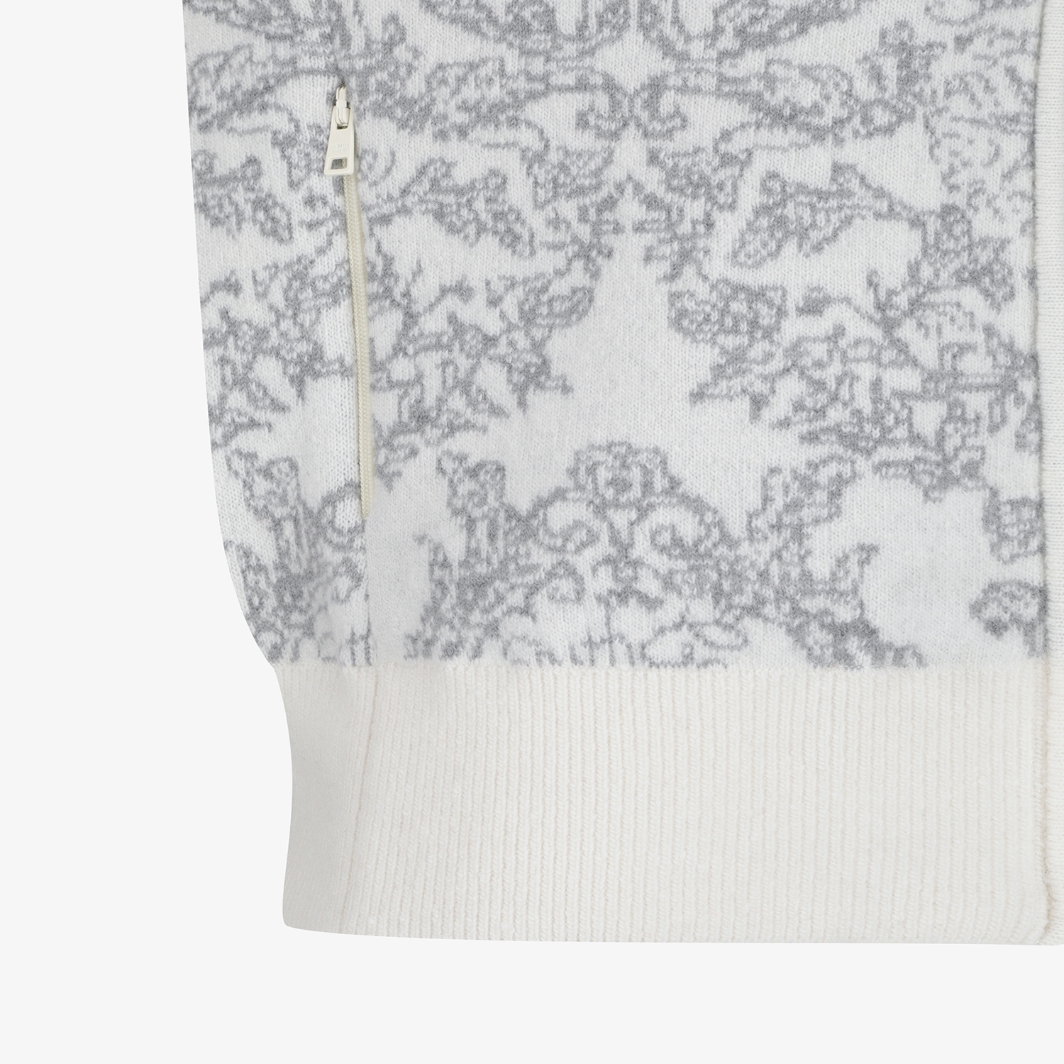 Áo khoác jumper nữ họa tiết hoa văn màu ngà — ảnh 6