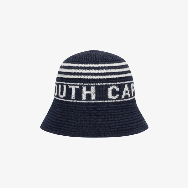 Mũ bucket knit nữ màu xanh navy phối sọc trắng và logo Southcape