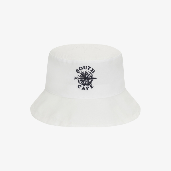 Mũ golf nữ vành rộng màu trắng có logo chữ Southcape in đen chính giữa