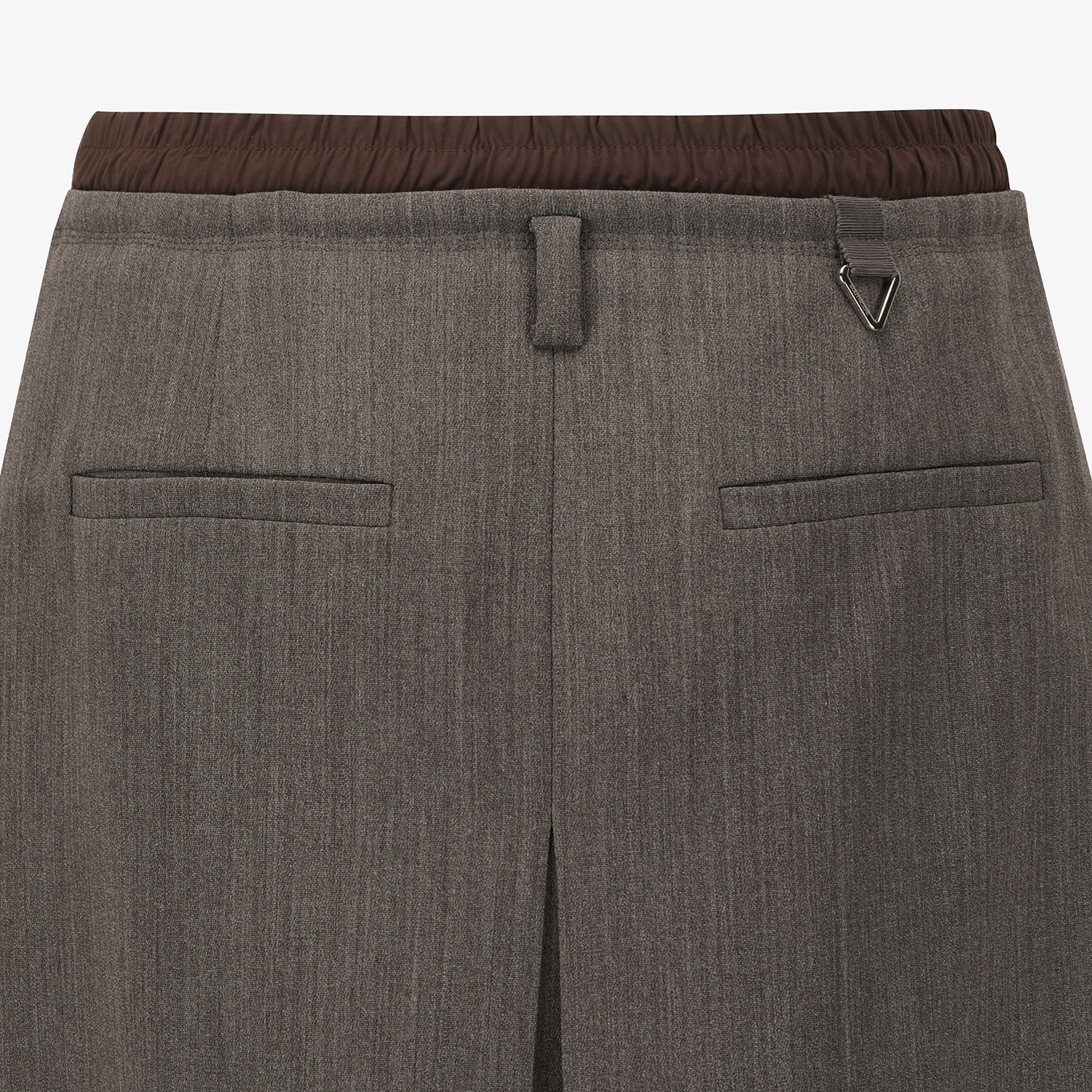 Váy golf nữ xám xẻ giữa thanh lịch — ảnh 6