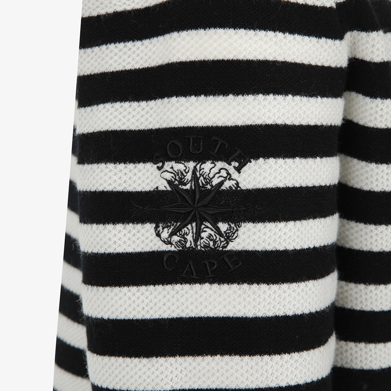 Áo knit golf nữ cổ đứng phối sọc ngang đen trắng — ảnh 6
