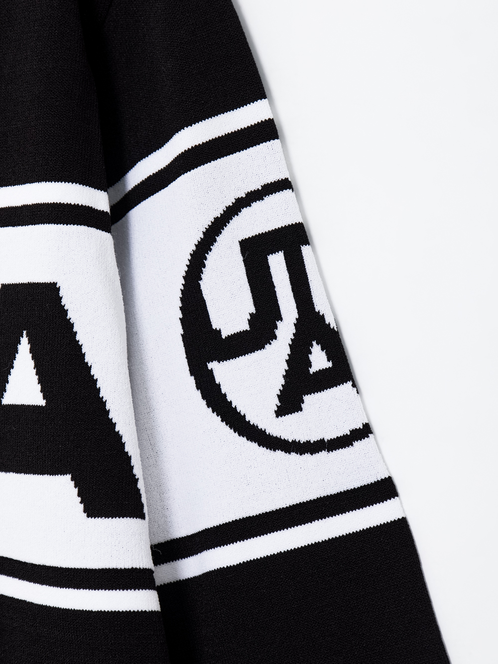 Áo knit golf nữ dáng pullover màu đen logo trắng — ảnh 5