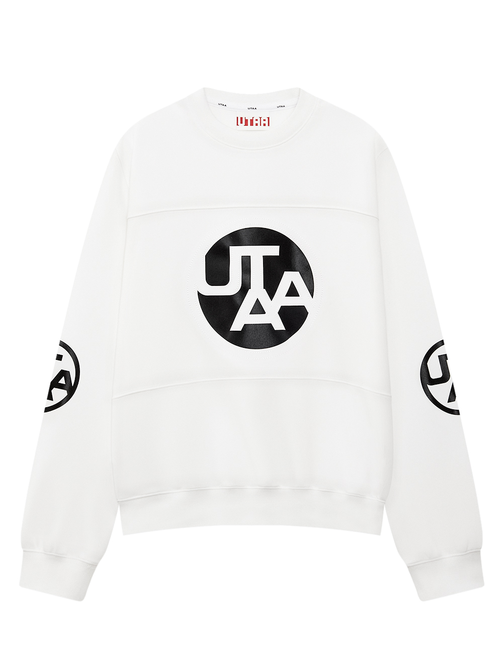 Áo golf nữ UTAA trắng dáng sweater tay dài cổ tròn phối logo đen