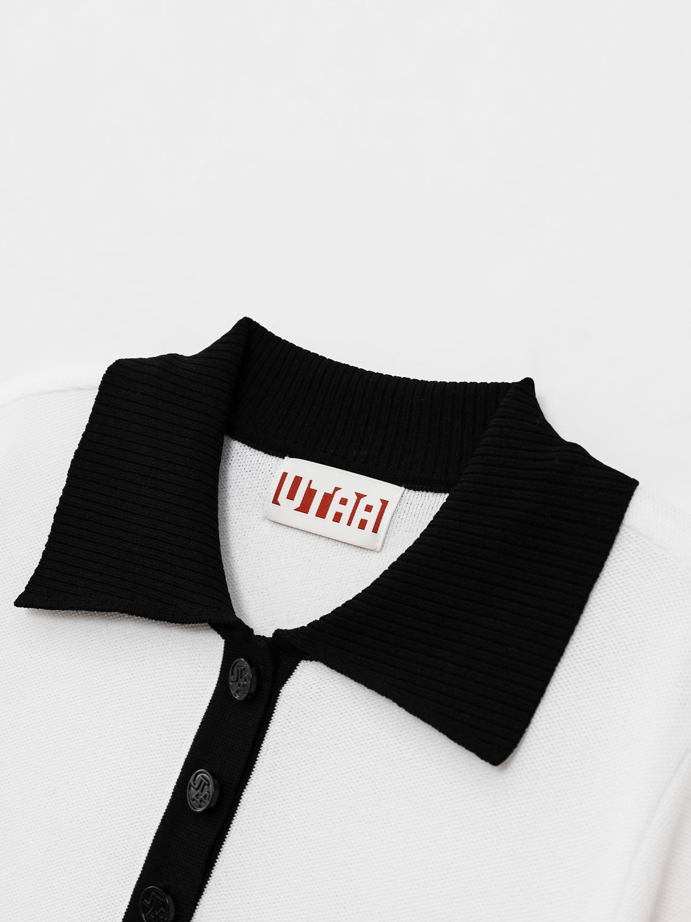 Áo knit golf nữ cổ polo viền phối màu trắng đen — ảnh 3