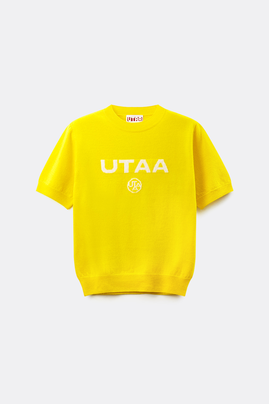 Áo knit golf nữ UTAA cổ tròn tay ngắn màu vàng tươi với logo trắng trước ngực