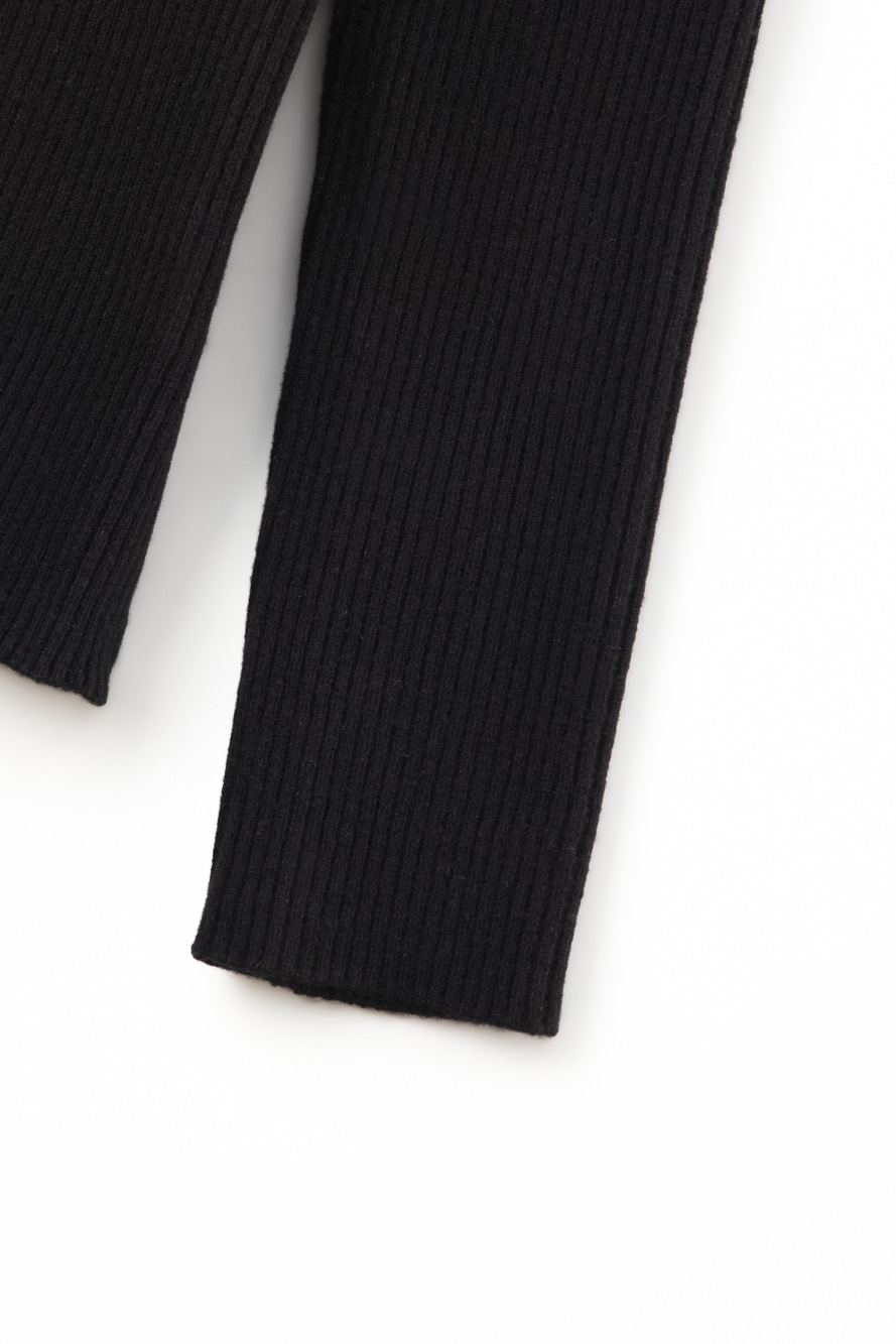 Áo knit golf nữ cổ tròn tay dài màu đen — ảnh 5