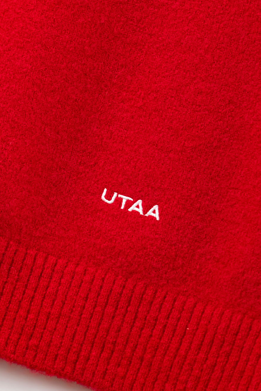 Áo knit golf nữ cổ tròn màu đỏ họa tiết logo UTAA — ảnh 5