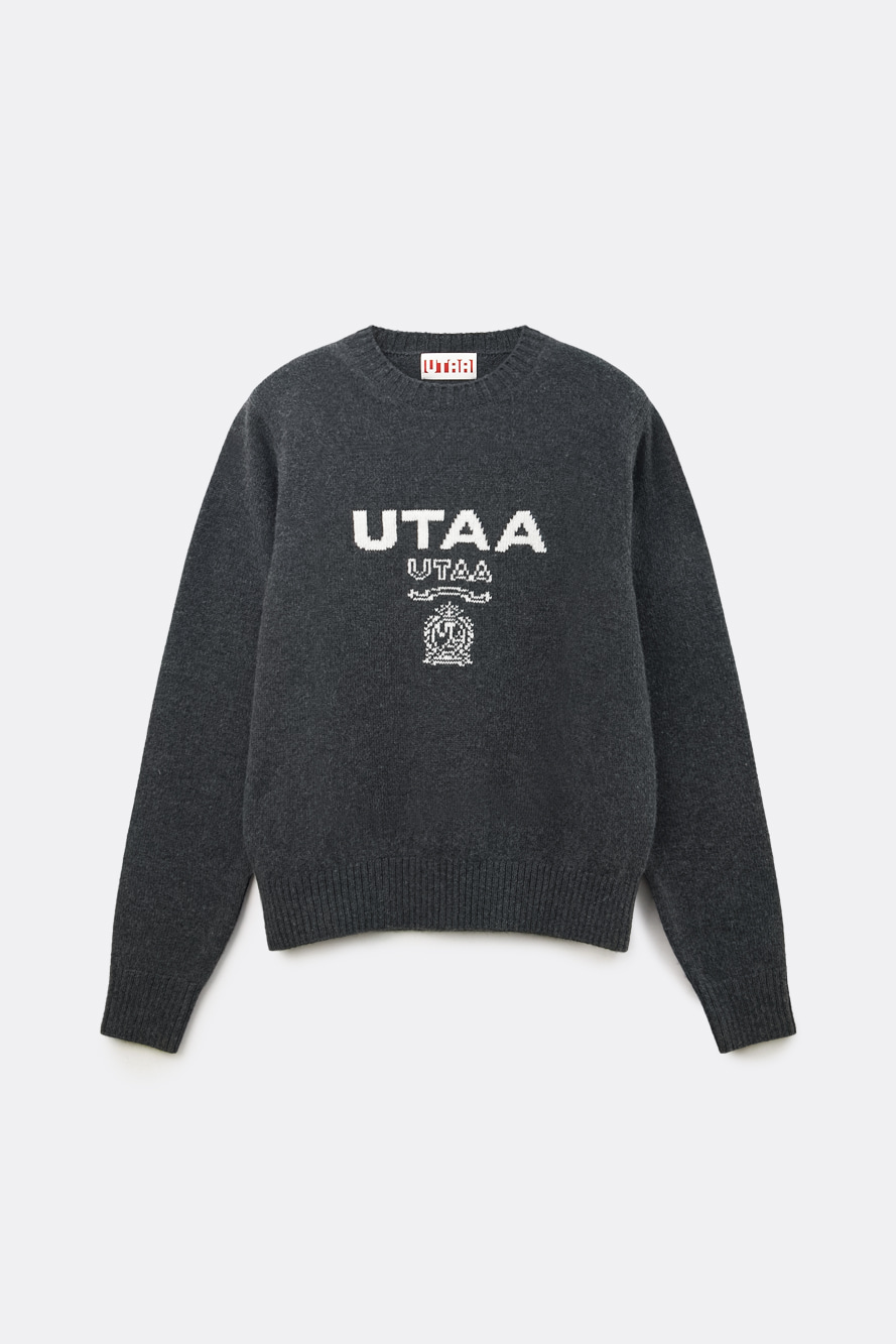 Áo knit golf nữ UTAA màu xám, dáng pullover tay dài, cổ tròn, họa tiết logo UTAA trắng ở ngực